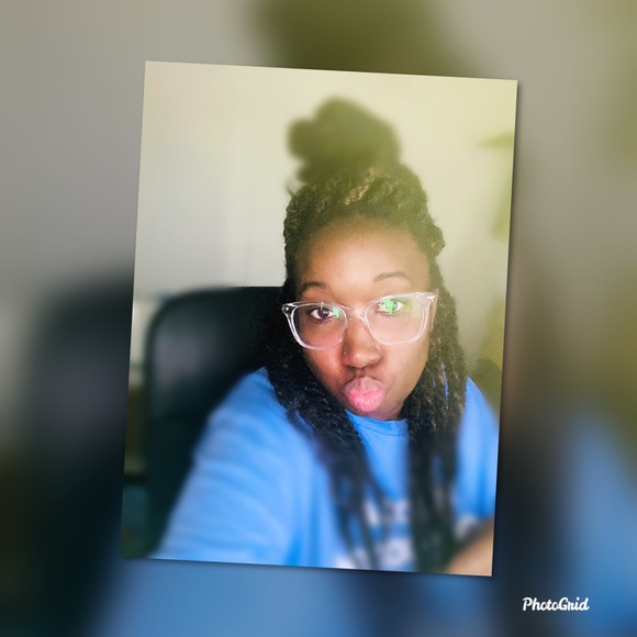 Meet your Posher, Laverne - Picture 1 of 1